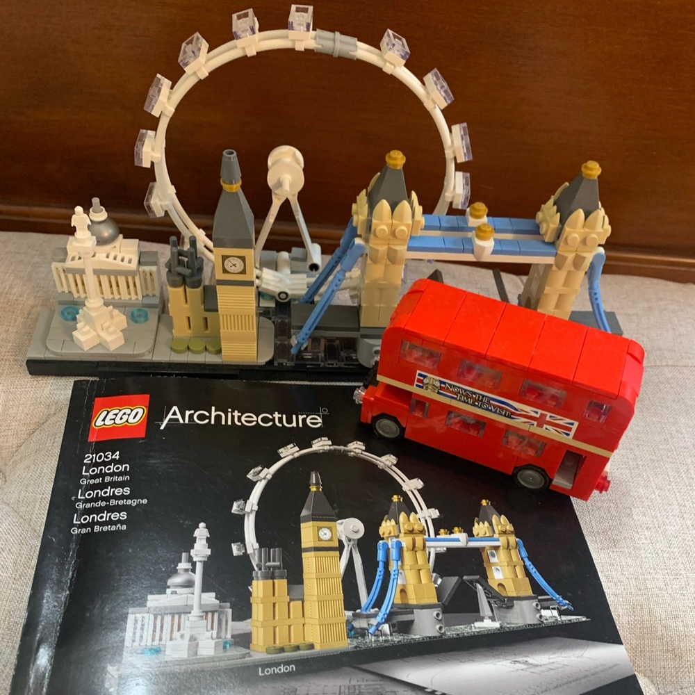 LEGO Architecture London Skyline Set 21034 + Bonus London Bus